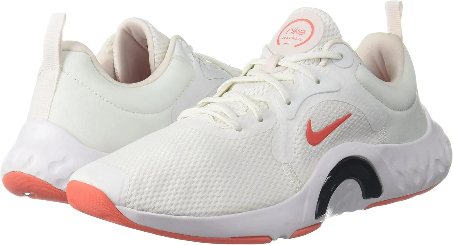 Nike Women's Modern
